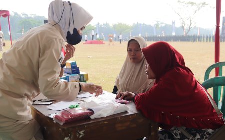 Sentuhan Kepedulian di TMMD Reguler ke-129 Wakil Bupati dan Dandim Tinjau Pelayanan Kesehatan Gratis di Gumelem Kulon
