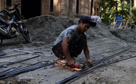 Percikan Api Gerinda Suroso Semangat Gotong Royong yang Menguatkan TMMD di Gumelem Kulon