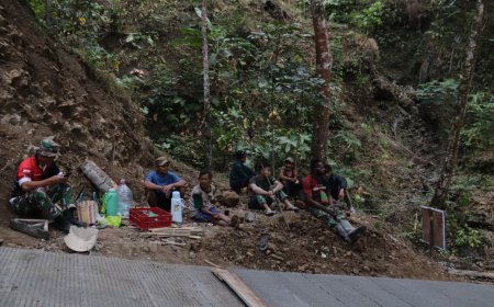 Ngobrol Hangat di Tengah TMMD Reguler ke-129 Gumelem Kulon