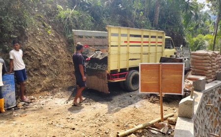 Margono Bongkar Pasir untuk TMMD Reguler ke-129