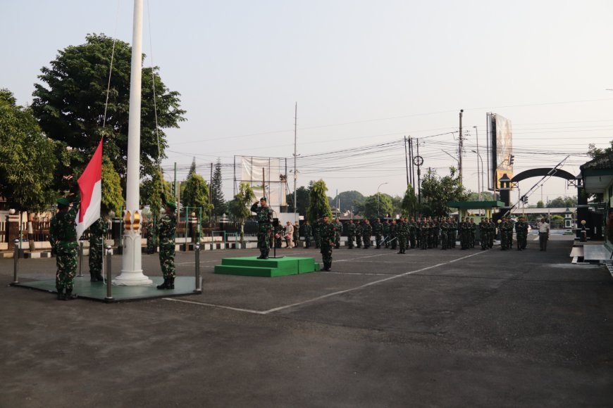 Kasdim 0704 Banjarnegara Pimpin Upacara Bendera Tekankan Disiplin dan Profesionalisme Prajurit