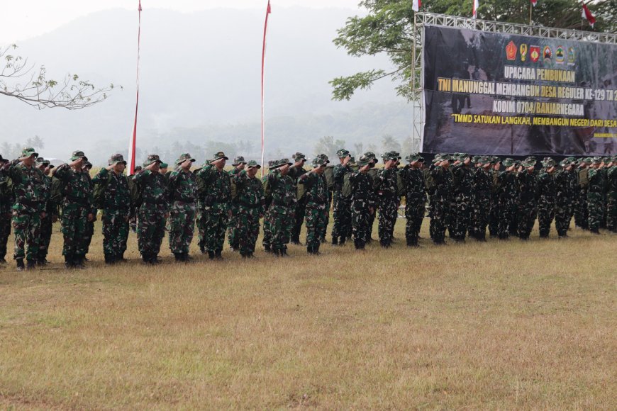 TMMD Reguler ke-129 Resmi Dibuka Gotong Royong Bangun Negeri Dimulai dari Dusun Kunir