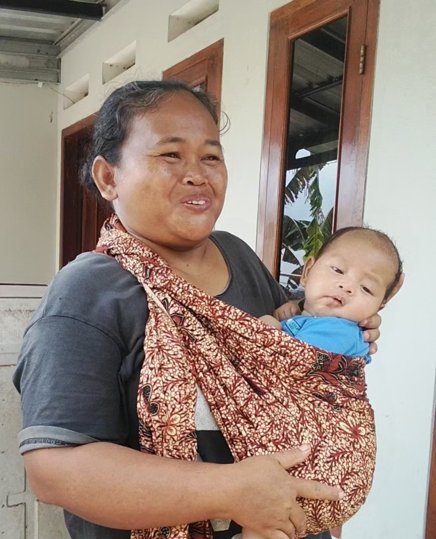 Matur Kesuwun Pak TNI Ucapan Haru Siti Fatimah Melihat Rumahnya Dibangun Melalui TMMD