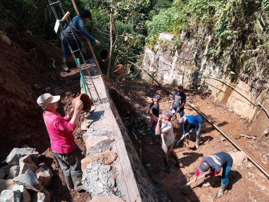 Jembatan Garuda Satukan Dua Dusun Harapan Baru Warga Paweden Mulai Terwujud