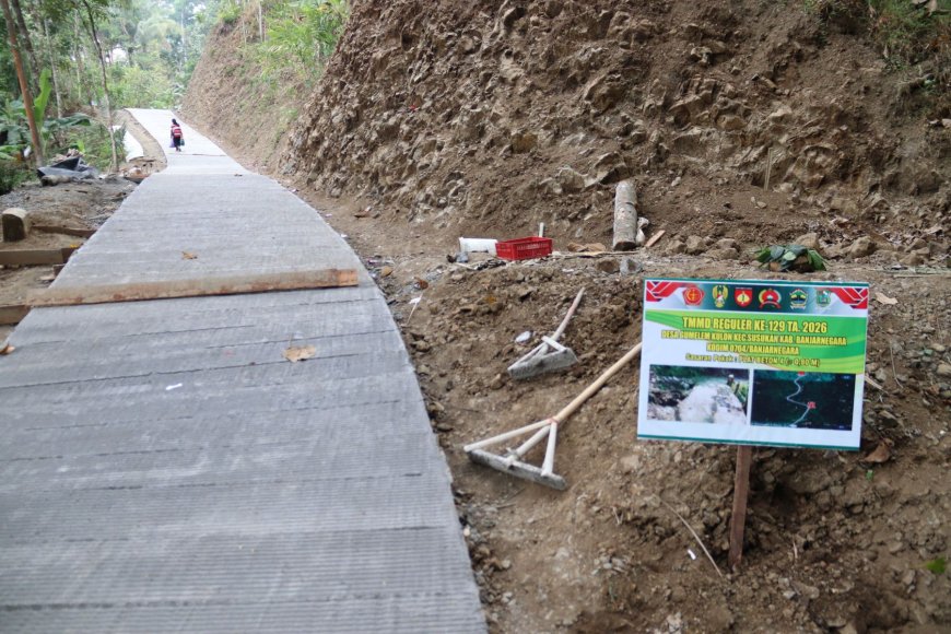Rabat Beton TMMD Reguler ke-129 Gumelem Kulon Capai 58 Persen